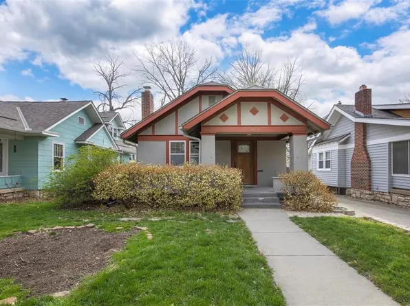 5927 Cherry St, Kansas City, MO 64110