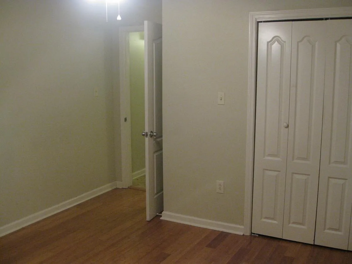 Bedroom - 6334 Spain St