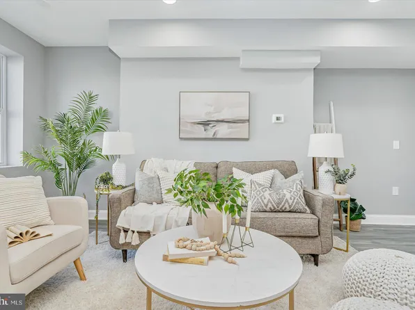 453 W 24th St, Baltimore, MD 21211