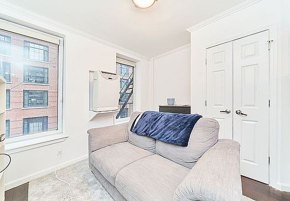 2nd image of 177 Ludlow St #3E