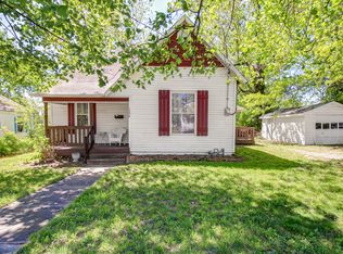 1206 W Calhoun St, Springfield, MO 65802