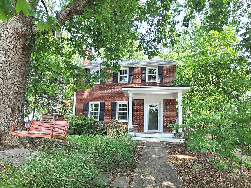 1st image of 855 N Larrimore St