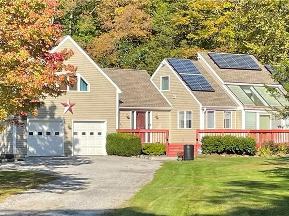 108 Arrowhead Lane, Bethlehem, CT 06751