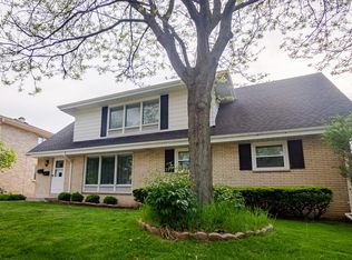 3021 S 82nd St #3023, Milwaukee, WI 53219