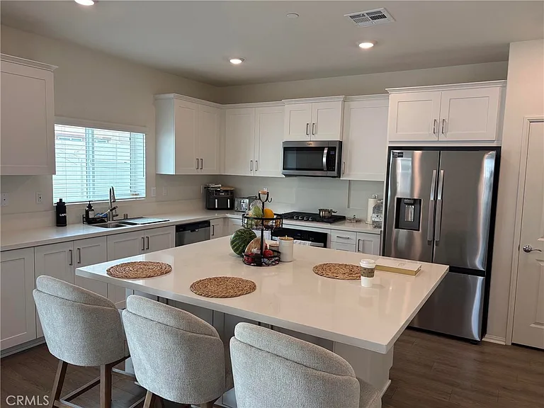 27548 Luna Ave — Photo 5