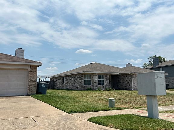 3rd image of 7808 Kirkland Ct
