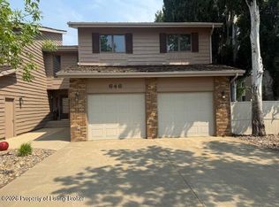 646 21st St W, Dickinson, ND 58601