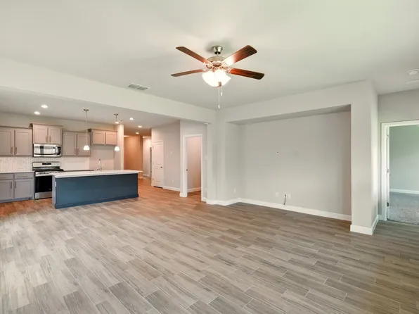 524 Bighorn Pass, Denton, TX 76210