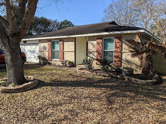 2nd image of 6227 Creekside Ln