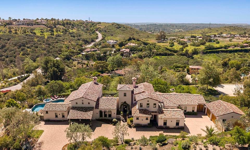 1st image of 7240 Camino De Arriba