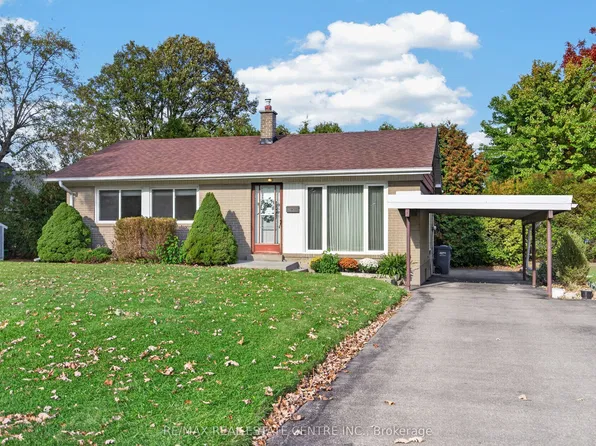 226 Elmwood Cres, Milton, ON L9T 1C4