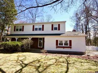 84 Parkwyn Dr, Delmar, NY 12054