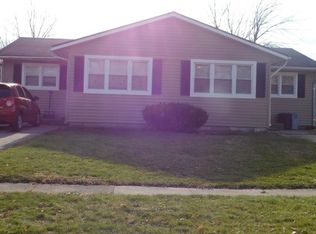 1012 Garfield Dr, Rochelle, IL 61068