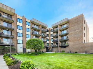 7707 W Irving Park Rd APT 202, Chicago, IL 60634