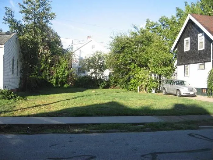 1430 Clermont Rd photo 1
