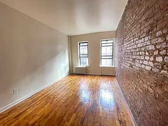 Rented by Best Apartments North Inc