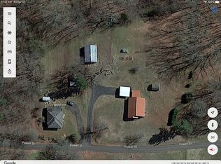 123 Powell St, Bradford, TN 38316