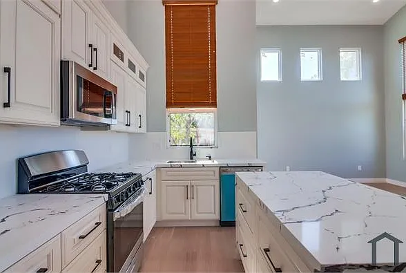 3336 Altadena Ave — Photo 16