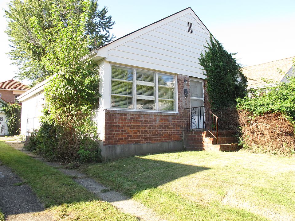 2nd image of 16236 12th Ave