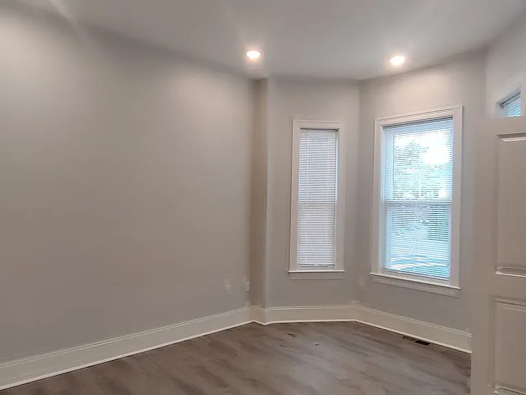 135 Franklin St #1 — Photo 16