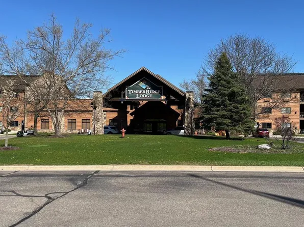 7020 Grand Geneva WAY #372, Lake Geneva, WI 53147