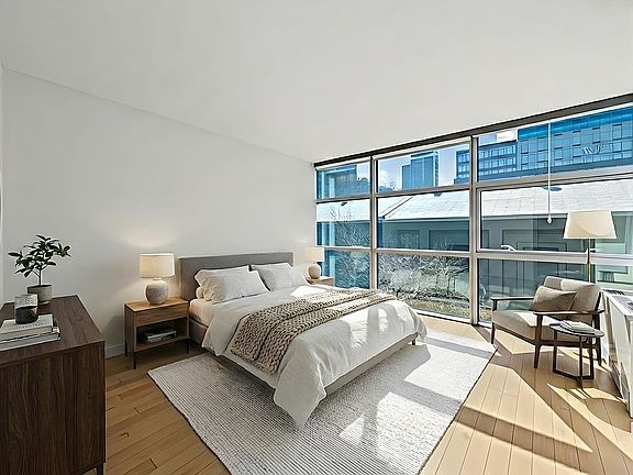 4th image of 447 W 18th St #4C
