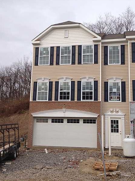 1st image of 119 Alderwood Dr #D