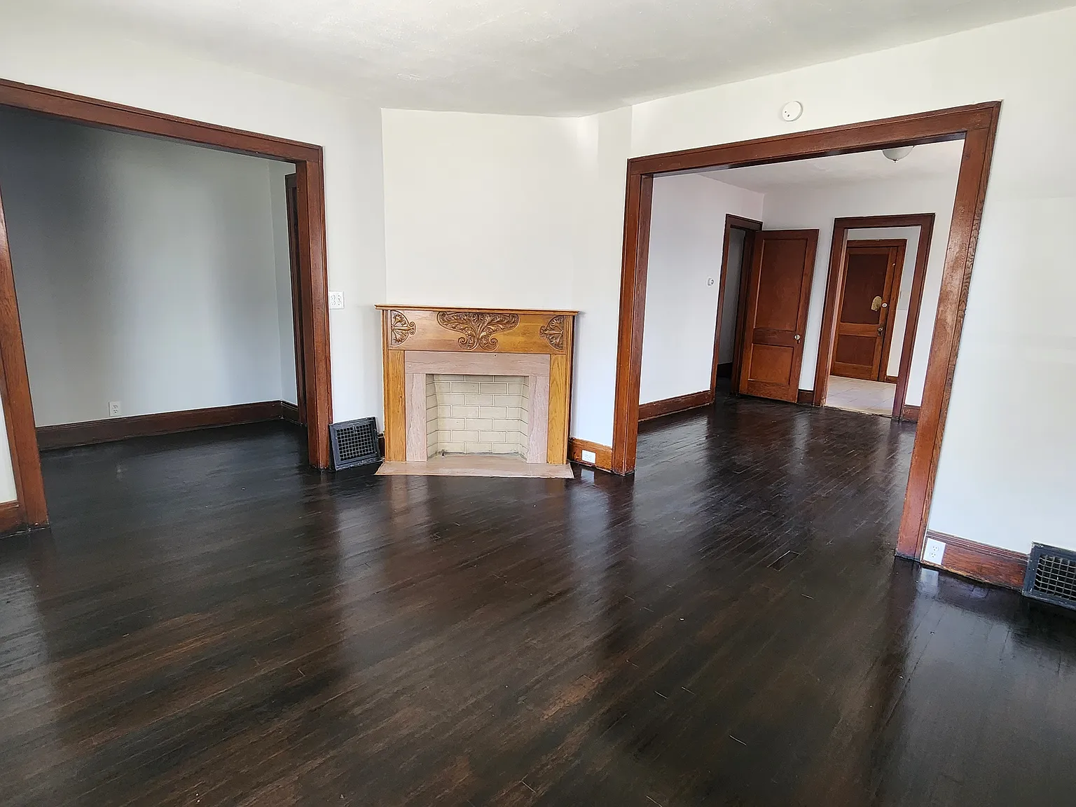 2 bed, 1206 sqft, $1,095 — Photo 3