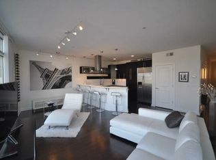 1237 Center St #1210, Cleveland, OH 44113