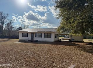 4829 N Golden Rd, Cottondale, FL 32431