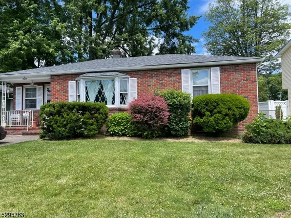 6 Henoch Ave, Clifton City, NJ 07013