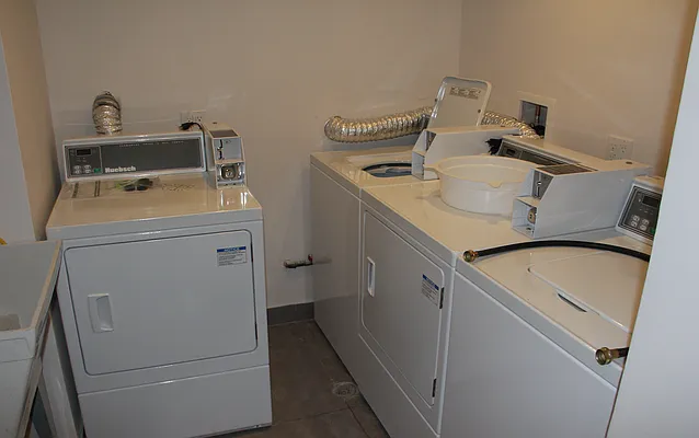 Rented by Nooklyn NYC LLC | media 9