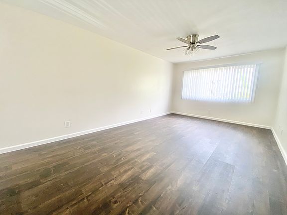 5th image of 400 N Ardmore Ave #204