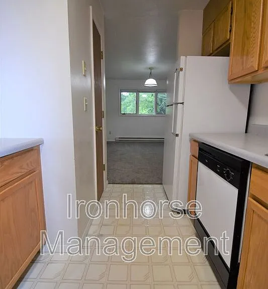 813 W Villard St #78 — Photo 12