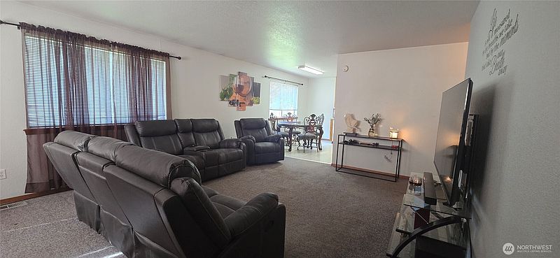 3rd image of 1255 Westbrook Loop