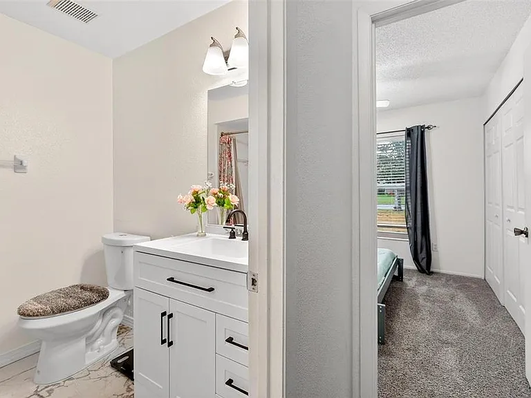 5107 Deer Creek Dr — Photo 9