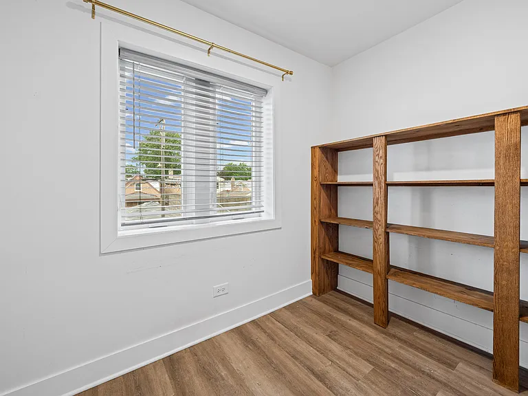 5010 N Major Ave #2 — Photo 12