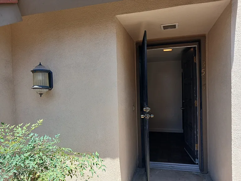 3545 Fountain Way — Photo 17