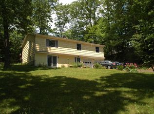 14 College Park Dr, Danbury, CT 06811