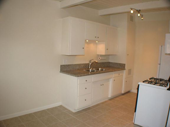 3rd image of 3583 N E St #6