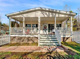 130 Lonely Woods Ln, Woodruff, SC 29388