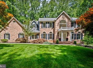 18 Wesley Woods Ct, Kingsville, MD 21087