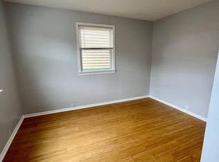 41 48th St FLOOR 2, Weehawken, NJ 07086