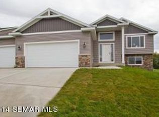 6320 Mallard Dr NW, Rochester, MN 55901