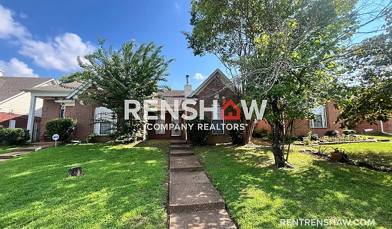 6883 Manslick Rd — Photo 1