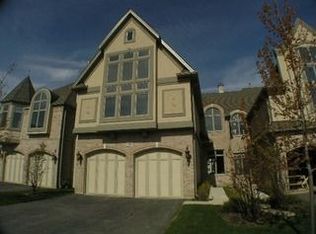 1404 W Rue Paris Pl, Palatine, IL 60067