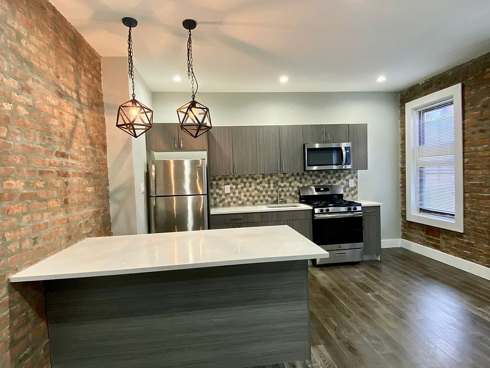 1st image of 260 Parkside Ave #Aa2w