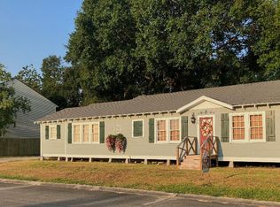 98 E Pamela Dr, Lafayette, LA 70506