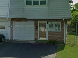 707 N Lacrosse St, Allentown, PA 18109