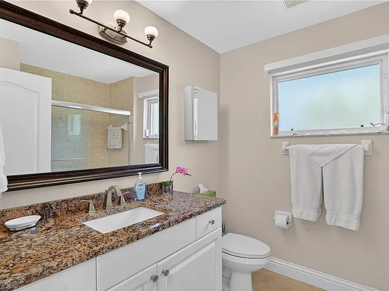 576 Briarwood Blvd — Photo 13